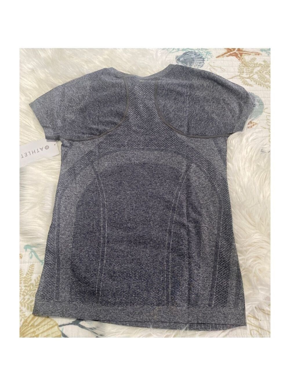 Athleta woman’s Momentum Seamless Heather Tee S Gray/blue - Picture 5 of 5